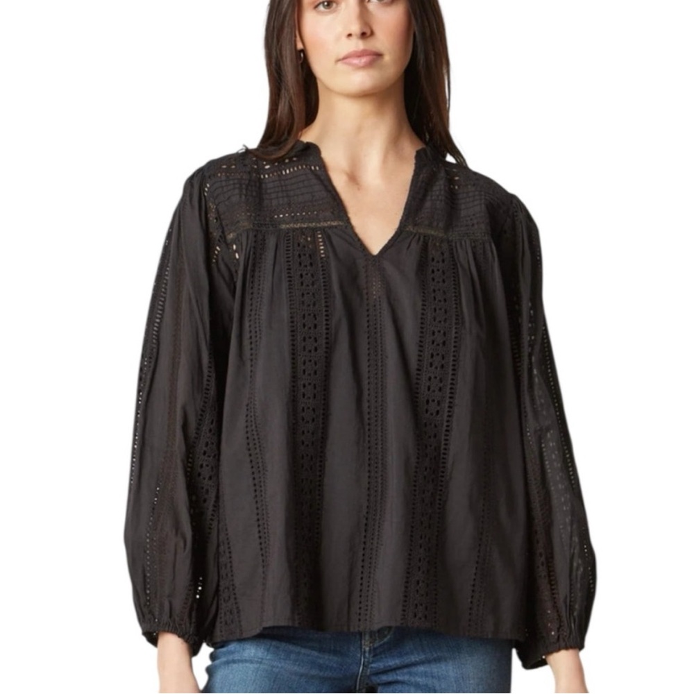 Velvet Jordyn Broderie Anglaise V-Neck Eyelet Blouse‎ in Black.